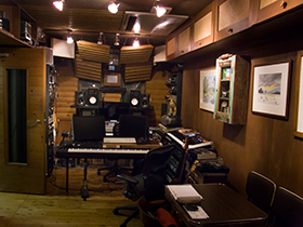 studio_photo02.jpg